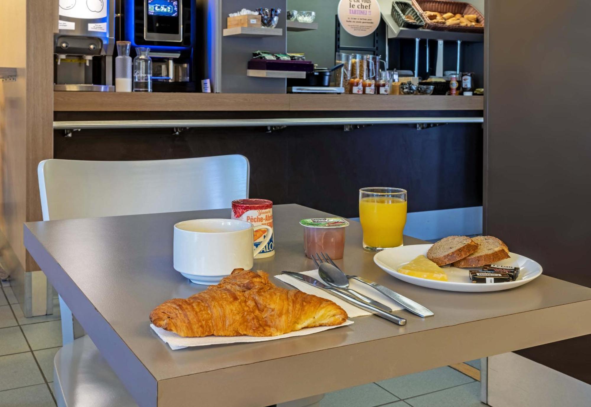 B&B Hotel Morlaix Сен-Мартен-де-Шам Экстерьер фото