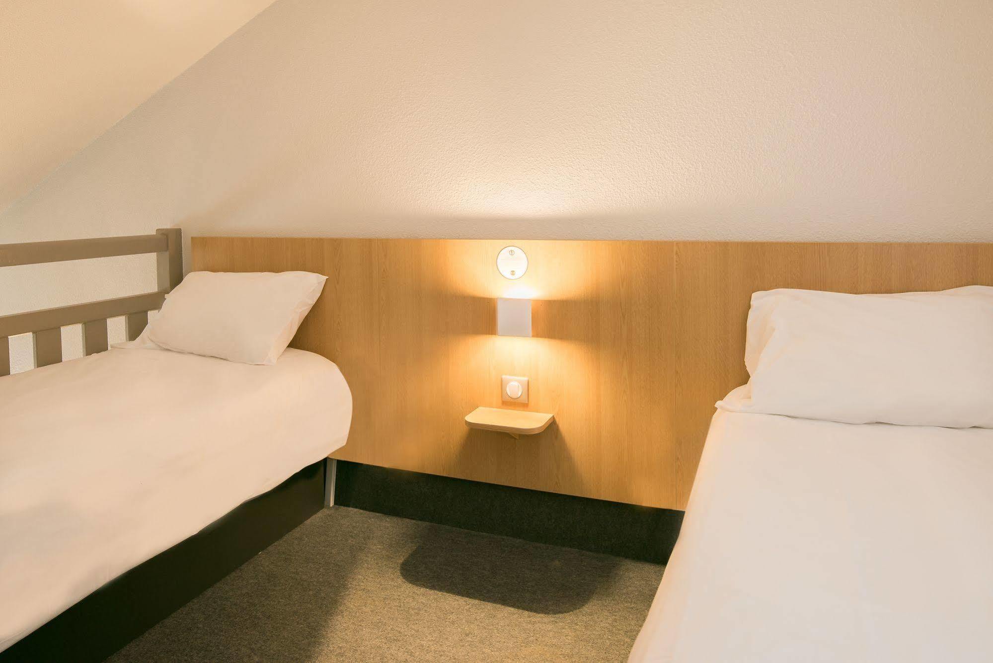 B&B Hotel Morlaix Сен-Мартен-де-Шам Экстерьер фото
